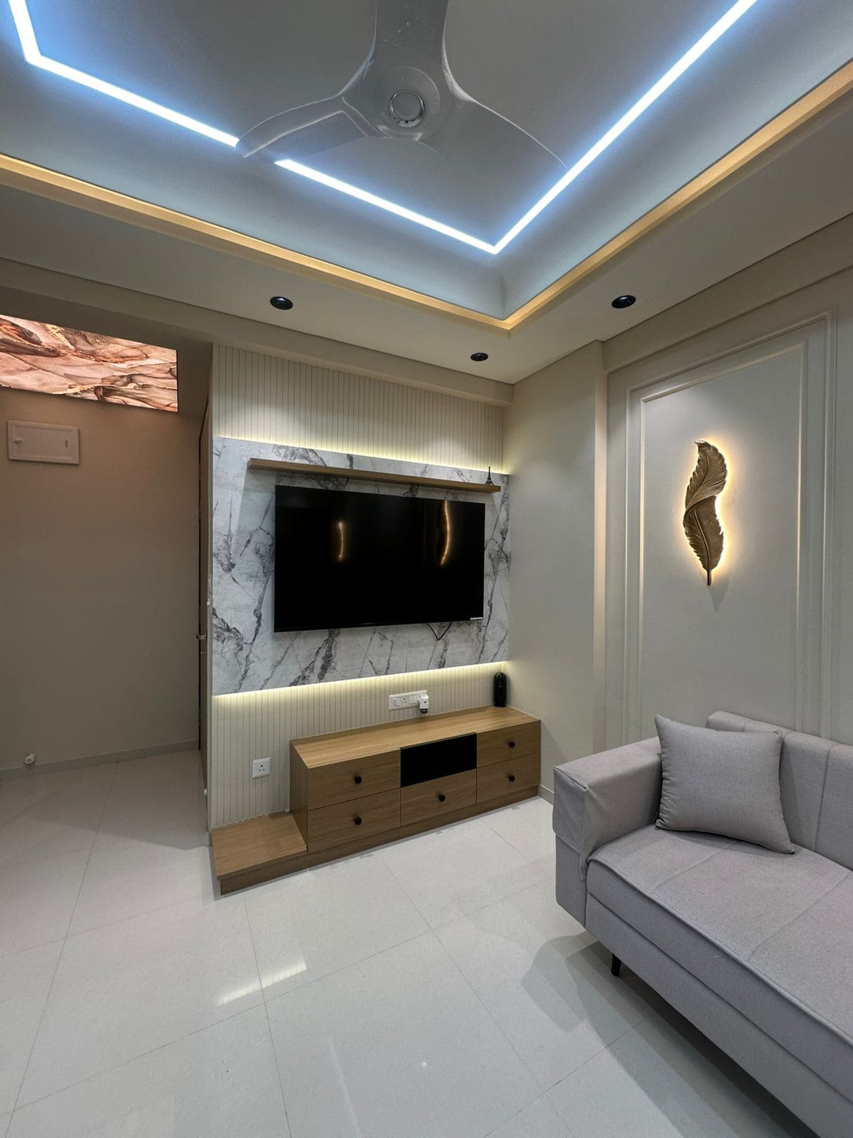 main hall modern tv unit design